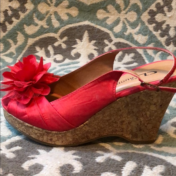 CL by Laundry Shoes - Size 6 wedges